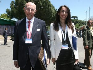 Aldo Grimaldi con la figlia Alessandra durante l’Assemblea Generale di Confindustria nel 2005.
