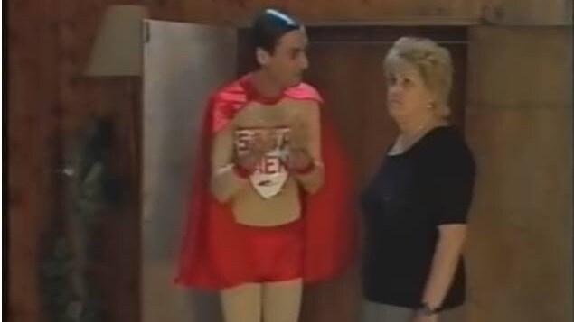 Teresa Trevico (a destra) assieme a Rosario Verde, nel ruolo di Sasamen del programma "Telegaribaldi" [Foto / Facebook]