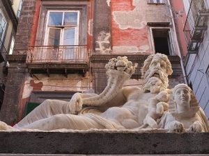 La statua del dio Nilo, anche conosciuta come "il Corpo di Napoli": si tratta di una copia romana del II–III secolo dopo Cristo.