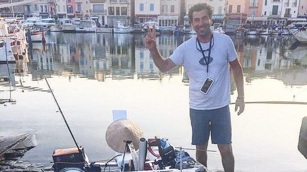 Antonio Cefaliello, il giovane di Bacoli che con un pedalò artigianale partirà il 24 agosto da Cassis, in Francia, per raggiungere Portofino, in Liguria.