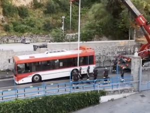 Da Facebook, pagina SOS Stabia – Ricomincio da tre