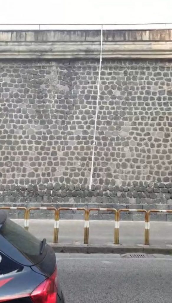 Una foto del lenzuolo utilizzato per la fuga.