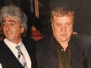Aldo Riva accanto a Mario Merola