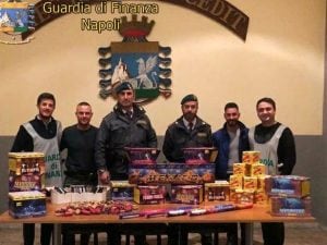 I botti illegali di Capodanno sequestrati a Quarto.