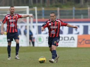 Michel Cruciani con la maglia della Casertana Calcio