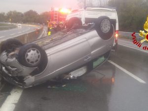 Incidente sull’Autostrada A16 – foto vigili del fuoco
