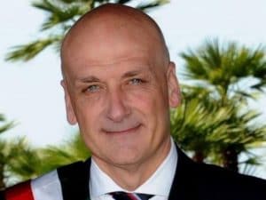 Il sindaco di Pozzuoli Vincenzo Figliolia