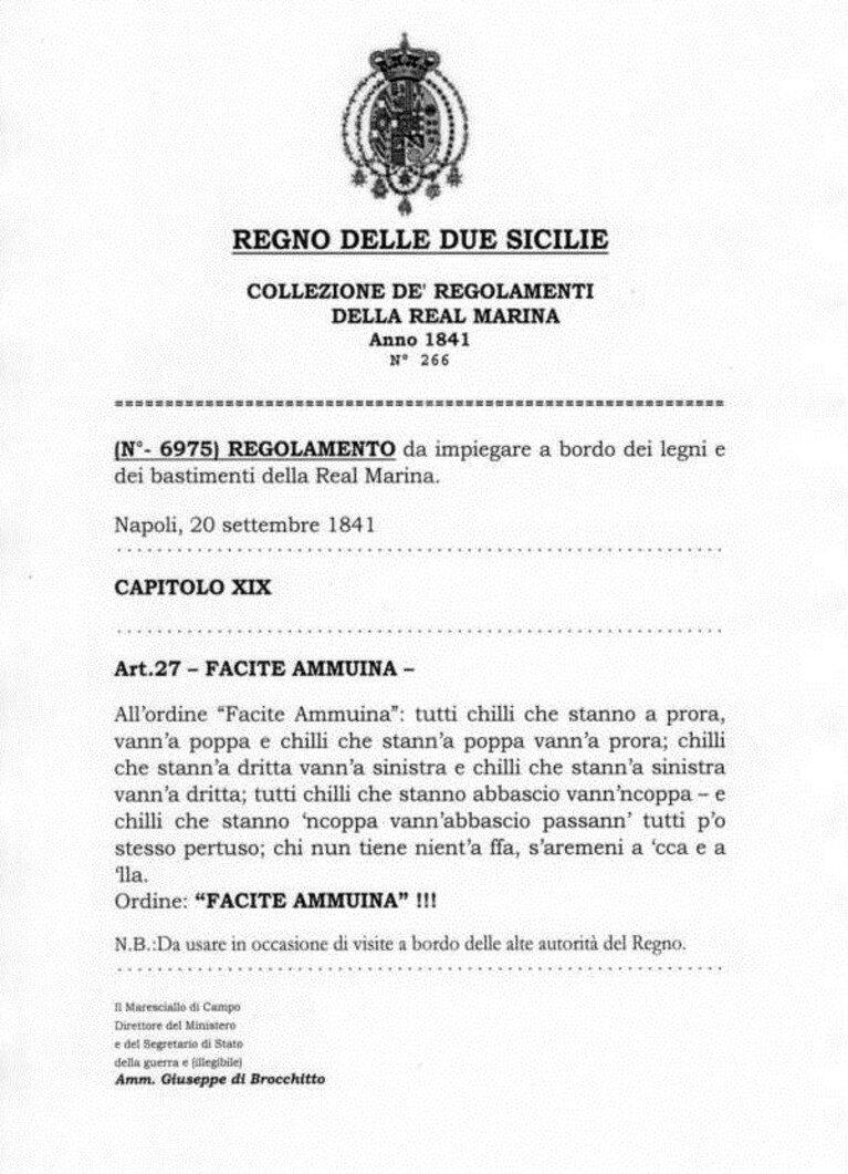 Il falso decreto, come appare oggi su alcune bancarelle di Napoli tra i souvenir per turisti.