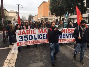 Una precedente manifestazione degli operai della Jabil di Marcianise.