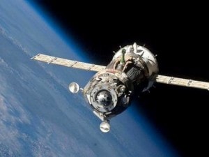 Il cargo russo Progress M–27M