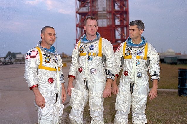Apollo1 cover