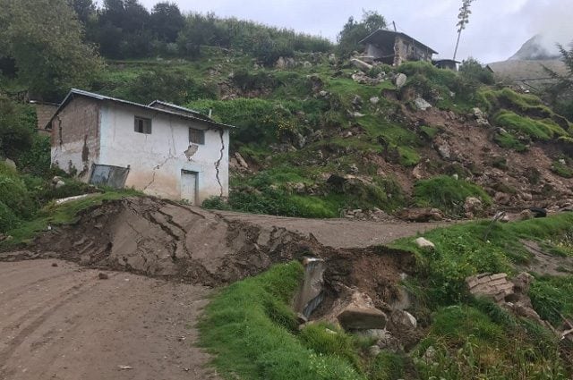 Gigantesca faglia distrugge un villaggio in Perù: è mistero sulle cause del fenomeno