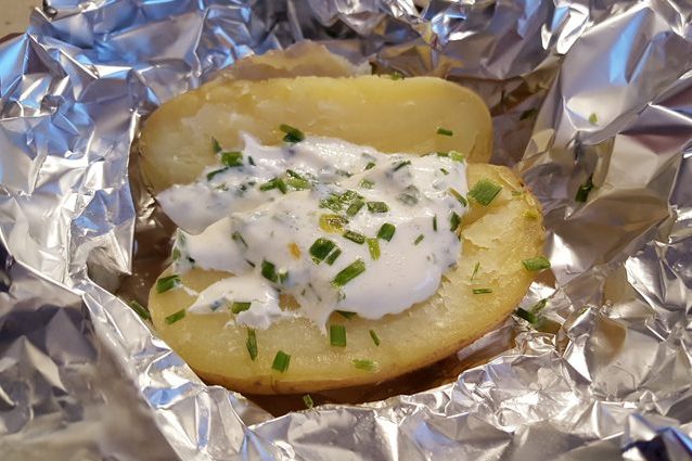 Patate al cartoccio. Credit: RITAE