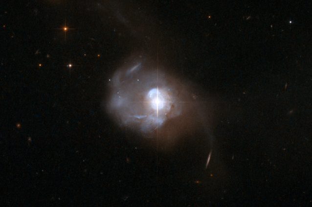 La galassia Markarian 231 immortalata dal telescopio Hubble. Credit: NASA/ESA/Hubble Heritage/Collaborazione Hubble/A. Evans/University of Virginia/NRAO/Stony Brook University