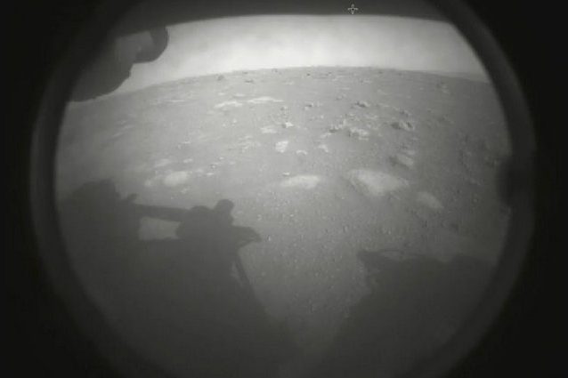 La prima foto del Pianeta Rosso da Perseverance. Credit: NASA