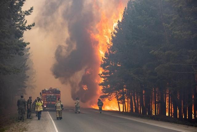 Il fumo dei devastanti incendi in Siberia arriva al Polo Nord per la prima volta nella storia