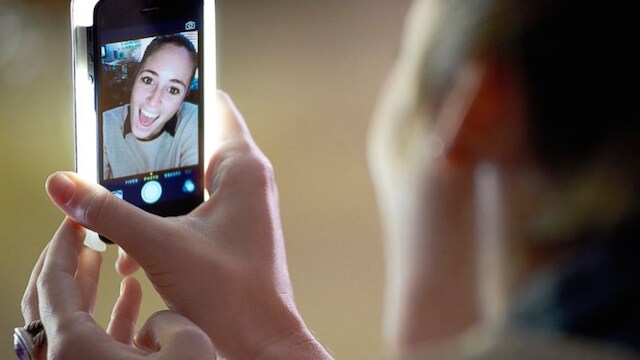 iphone riconoscimento facciale