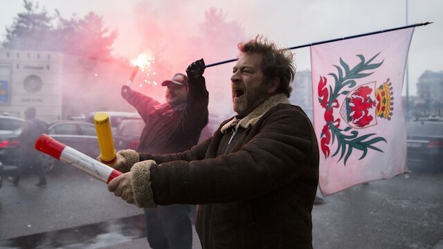 taxi uber parigi proteste