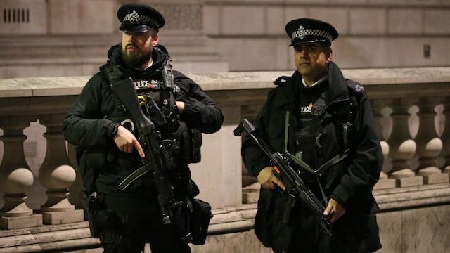 polizia-inglese-uk