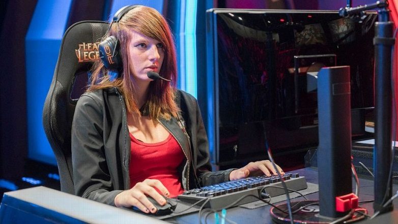 Chi era Remilia, la prima donna e la prima trans degli esport di League of Legends morta a 24 anni