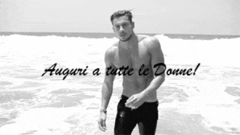 GIF festa delle donne