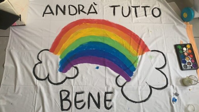 immagini arcobaleni andrà tutto bene WhatsApp