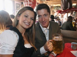 Robert Lewandowski e sua moglie Anna Stachurska
