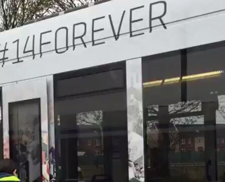il tram dedicato a Cruyff – fonte: twitter