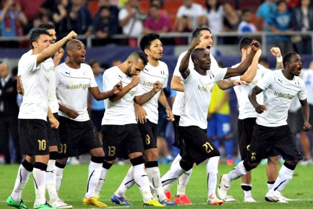 I calciatori dell’Astra Giurgiu festeggiano la vittoria del campionato in Romania