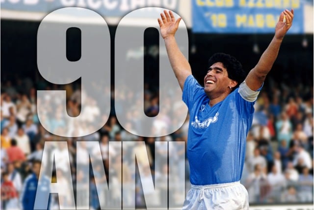 La foto con dedica al Napoli sulla pagina Facebook di Maradona