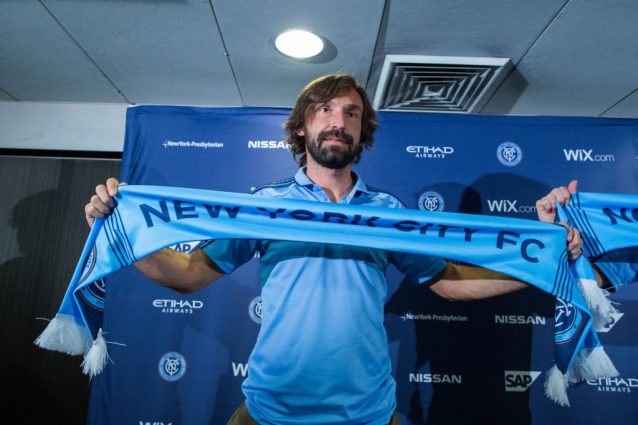 Andrea Pirlo saluta il calcio giocato: sconfitta e ovazione per il Professore 