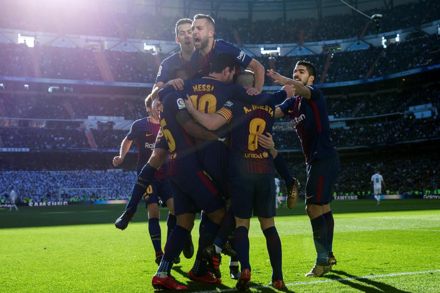 Dopo il successo al Bernabeu, il Barcellona ha 14 punti di vantaggio sul Real Madrid.