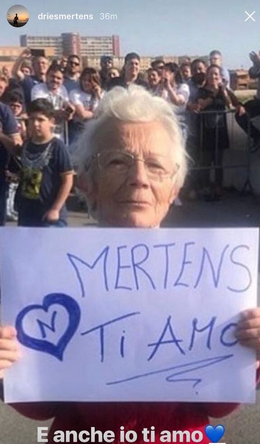 La risposta di Mertens alla nonnina.