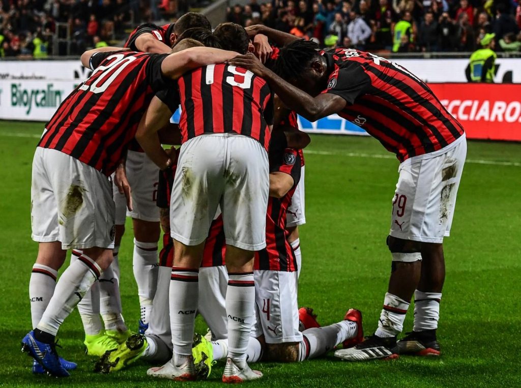A Pari Punti Chi Va In Champions