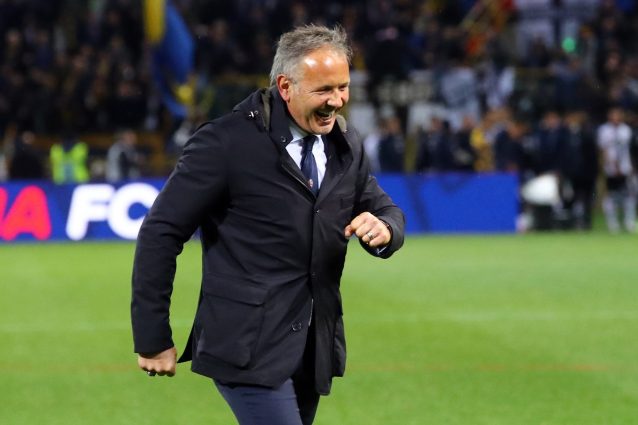 Bologna, ufficiale: Sinisa Mihajlovic ha rinnovato il contratto fino al 2022