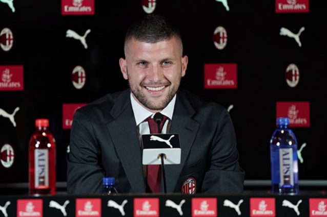 www.acmilan.com