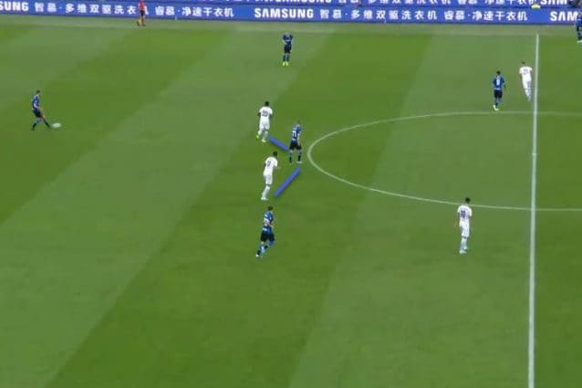 L’Inter fatica a costruire da dietro se gli avversari tengono Brozovic fuori dal gioco