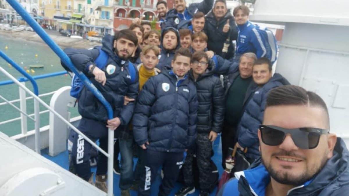 Un’immagine dell’Arzanese tratta dalla pagina Facebook della società campana