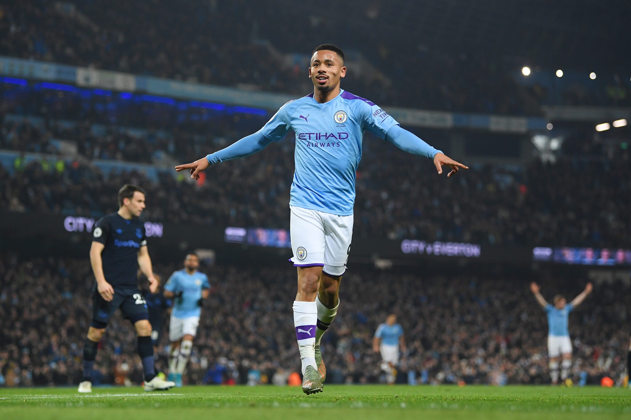 Doppietta di Gabriel Jesus, Everton ko.